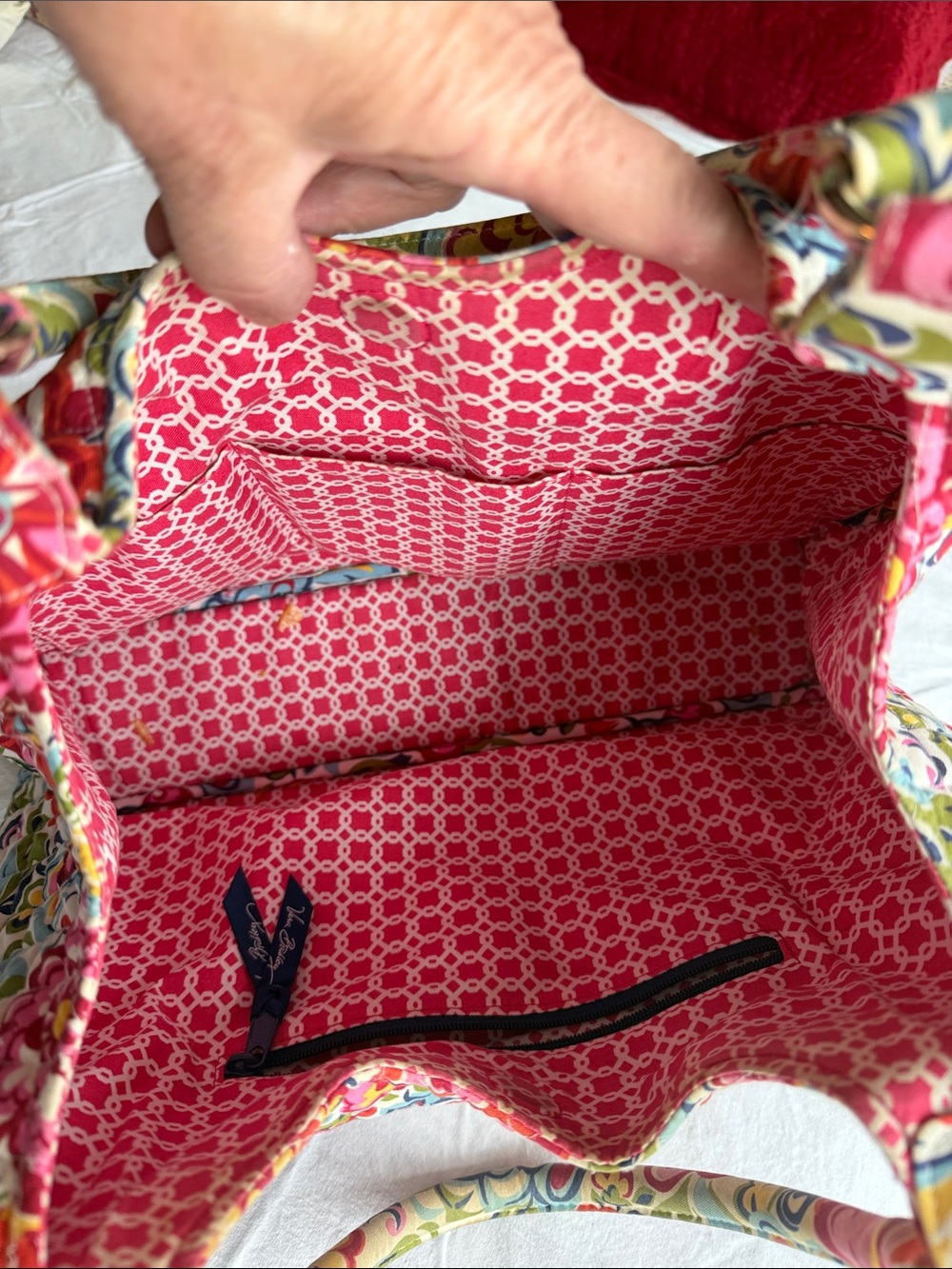 Quilted Vera Bradley Floral Shoulder Bag in Multicolor - Picture 7 of 8